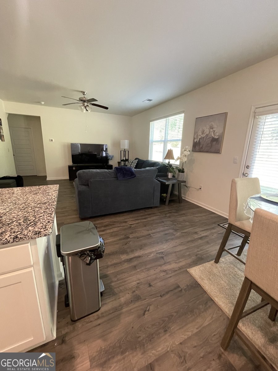 205 Sullivan Street Hampton - 13
