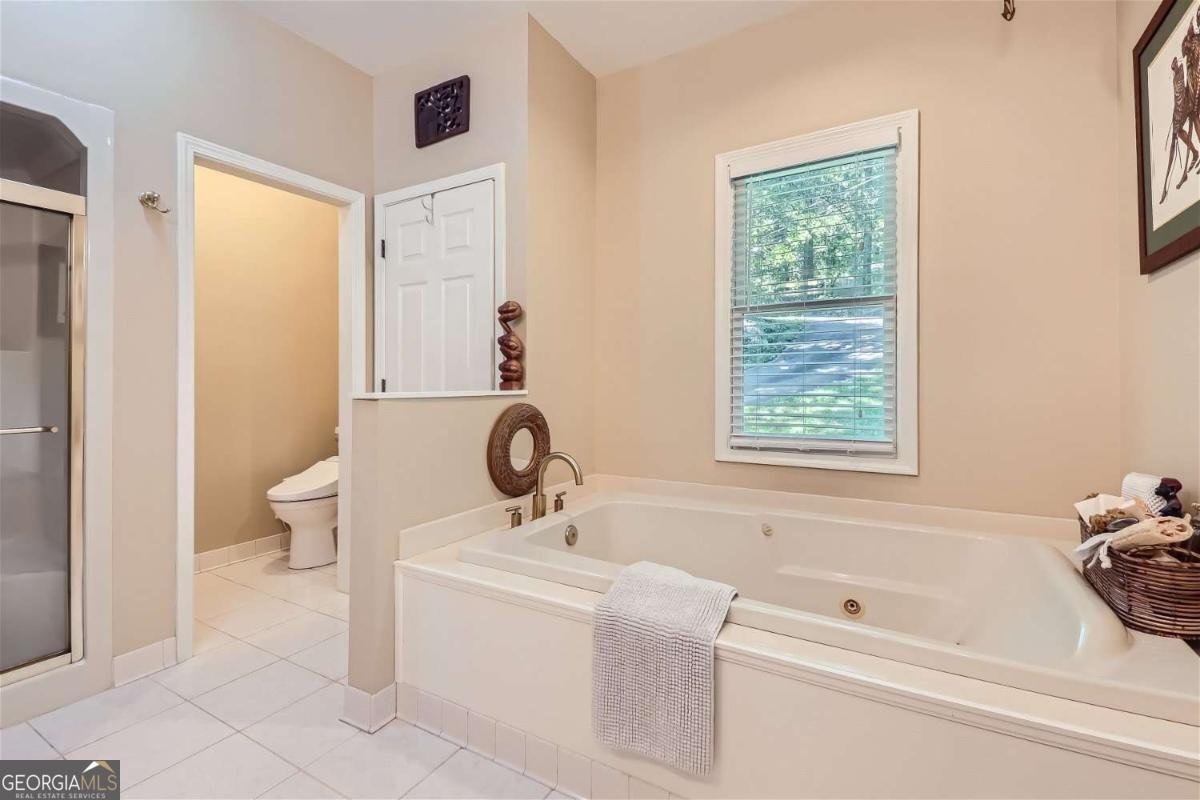 1872 Lake Lucerne Drive Lilburn - 15