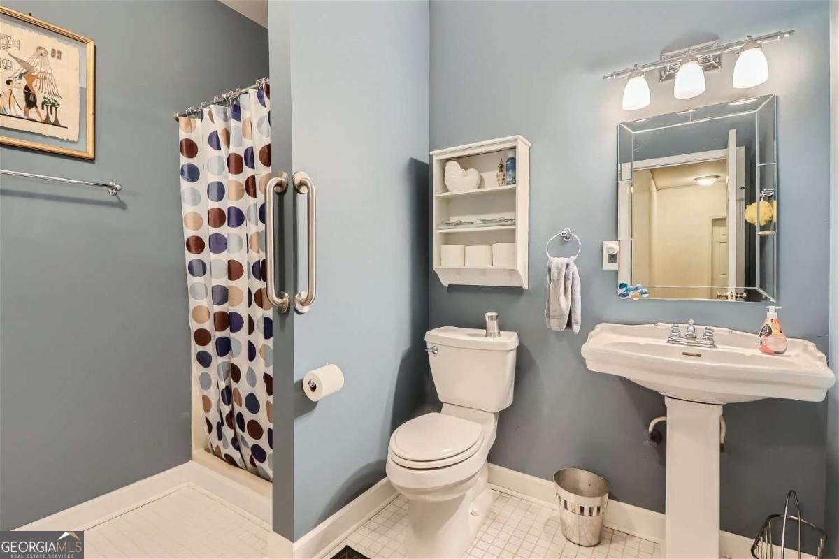 1872 Lake Lucerne Drive Lilburn - 24