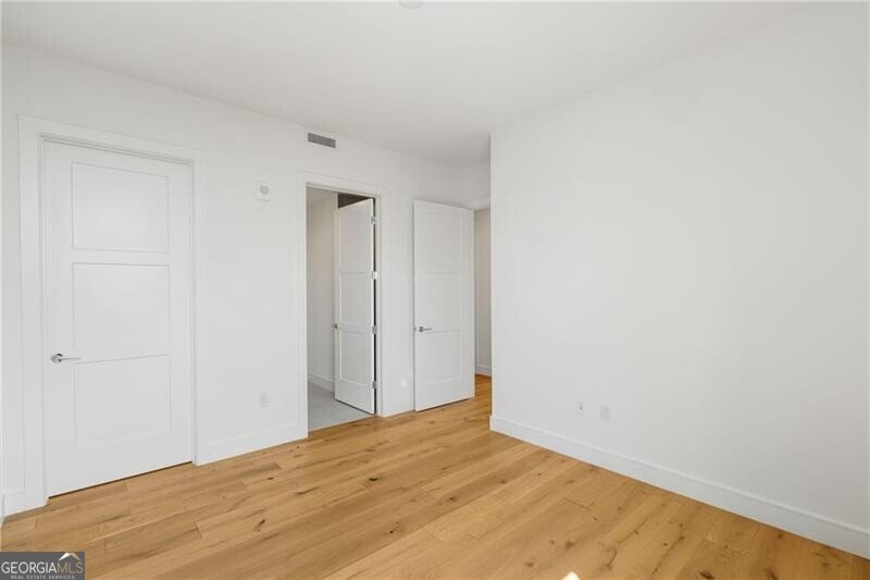2425 Peachtree Road Atlanta - 26