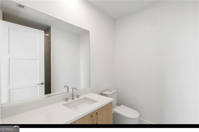2425 Peachtree Road Atlanta - 27