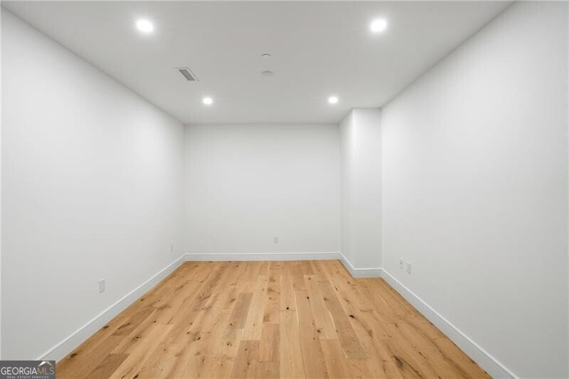 2425 Peachtree Road Atlanta - 32