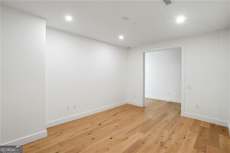 2425 Peachtree Road Atlanta - 33