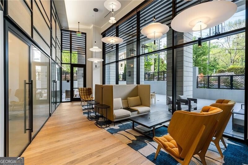 2425 Peachtree Road Atlanta - 57