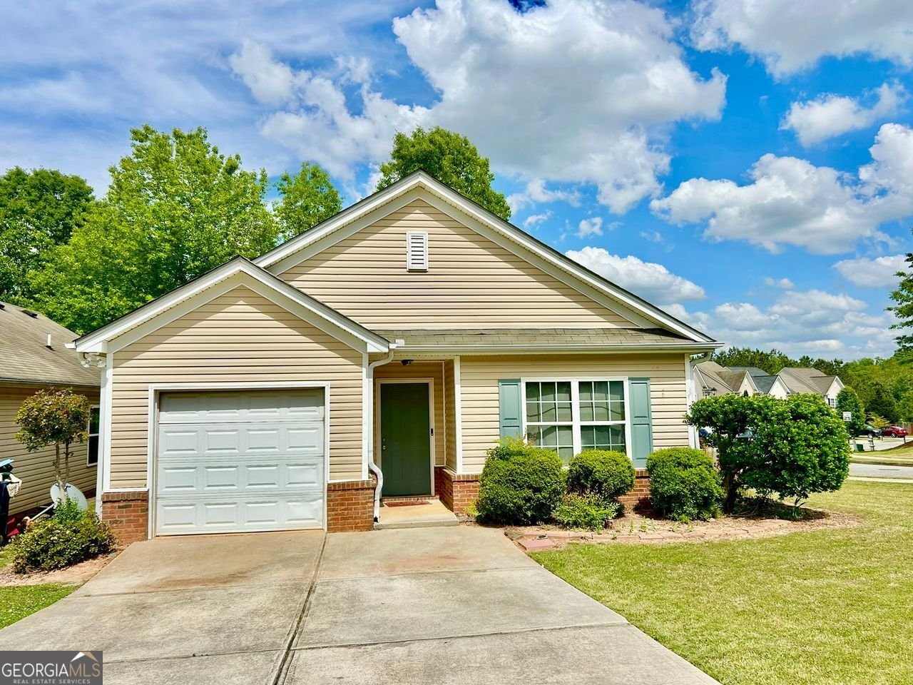 320 LITTLE CREEK Road Lawrenceville - 1