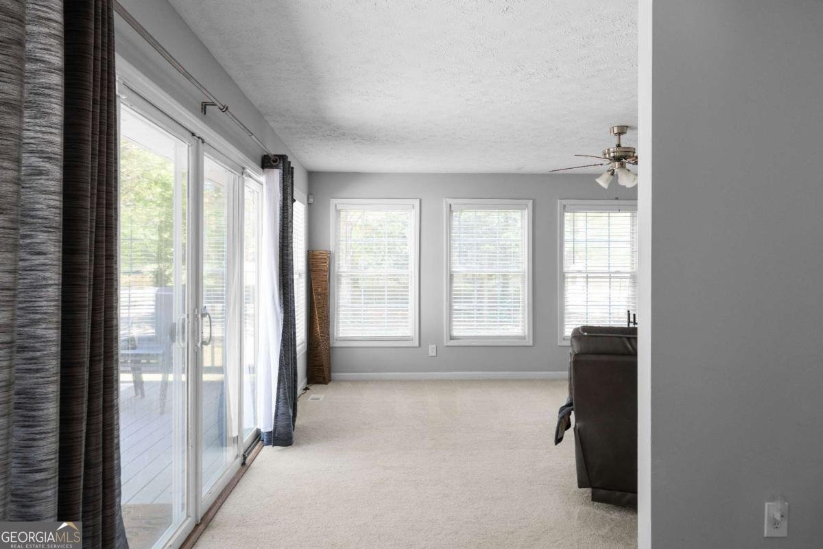8876 Ashwood Drive Riverdale - 28