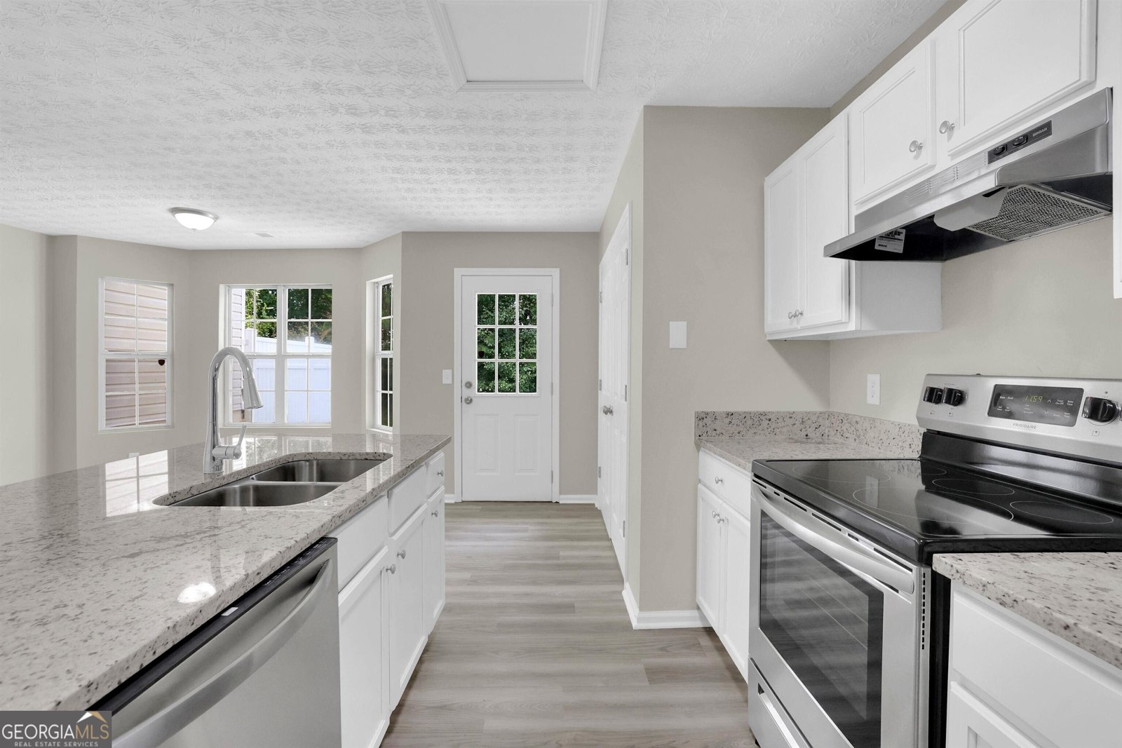 1372 Hollenbeck Lane Riverdale - 4