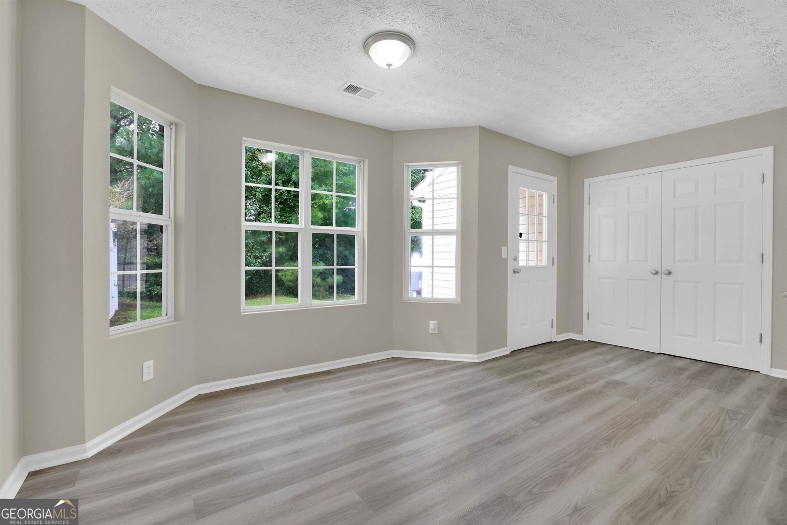 1372 Hollenbeck Lane Riverdale - 7