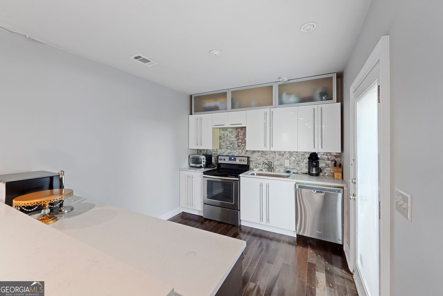 105 Grogans Lake Drive Atlanta - 16