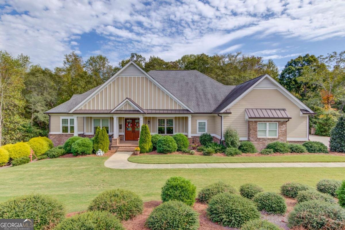 624 Skyland Drive Hoschton - 1