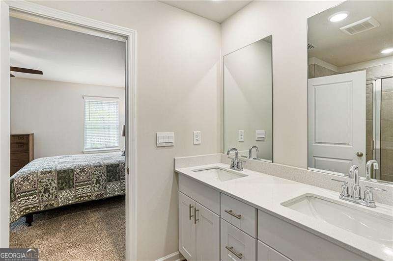 350 Timberland Avenue Dawsonville - 24