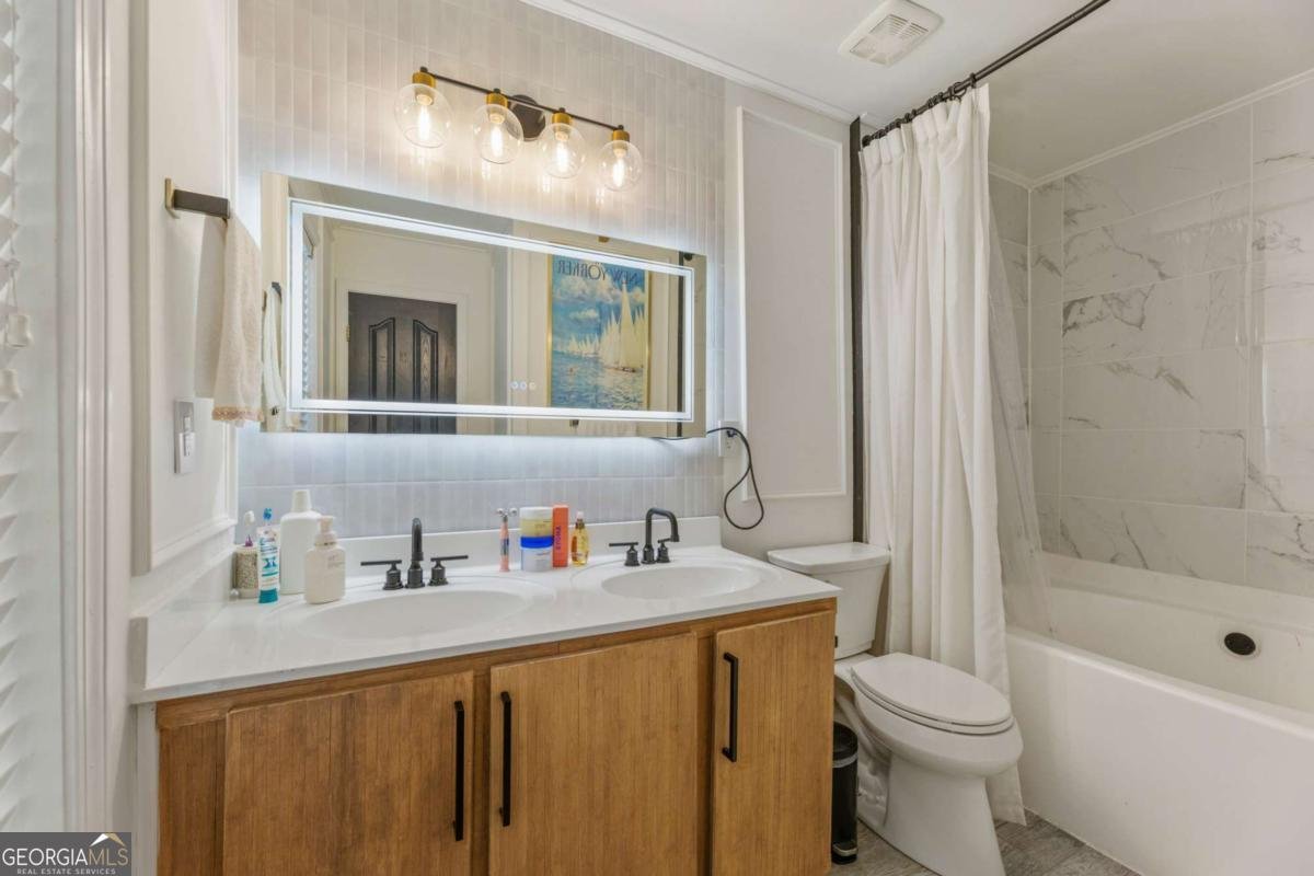 745 Abbotts Mill Court Duluth - 16