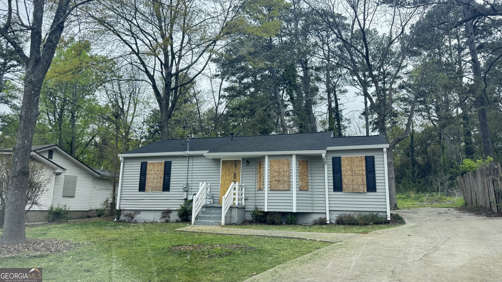 4262 Lindsey Drive Decatur - 1
