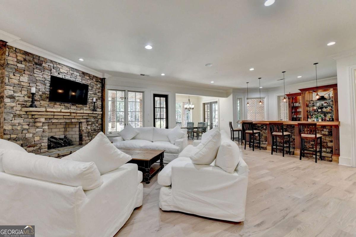 4505 Whitestone Way Suwanee - 38