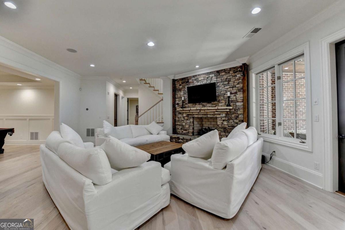 4505 Whitestone Way Suwanee - 40