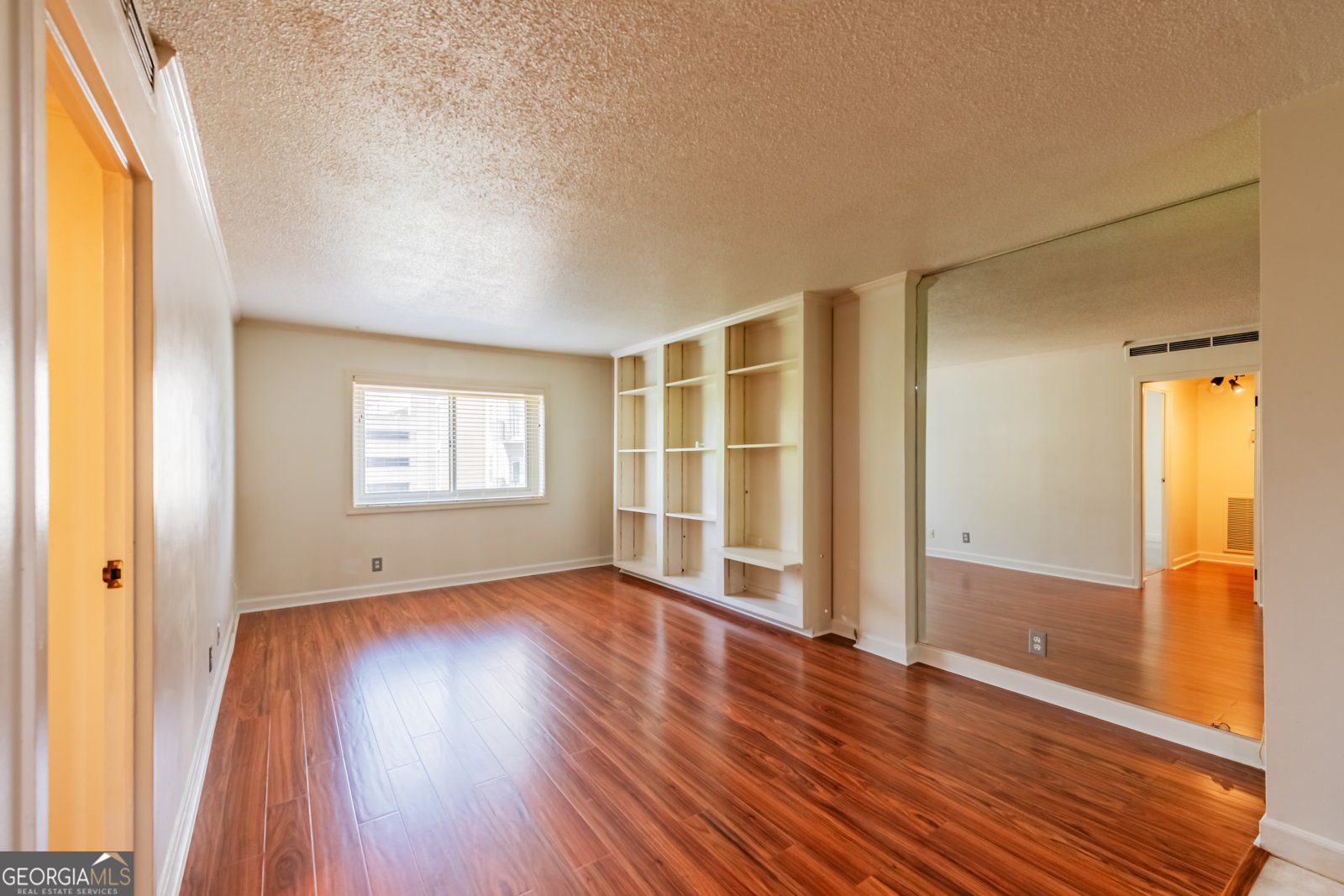 2285 Peachtree Road Atlanta - 10