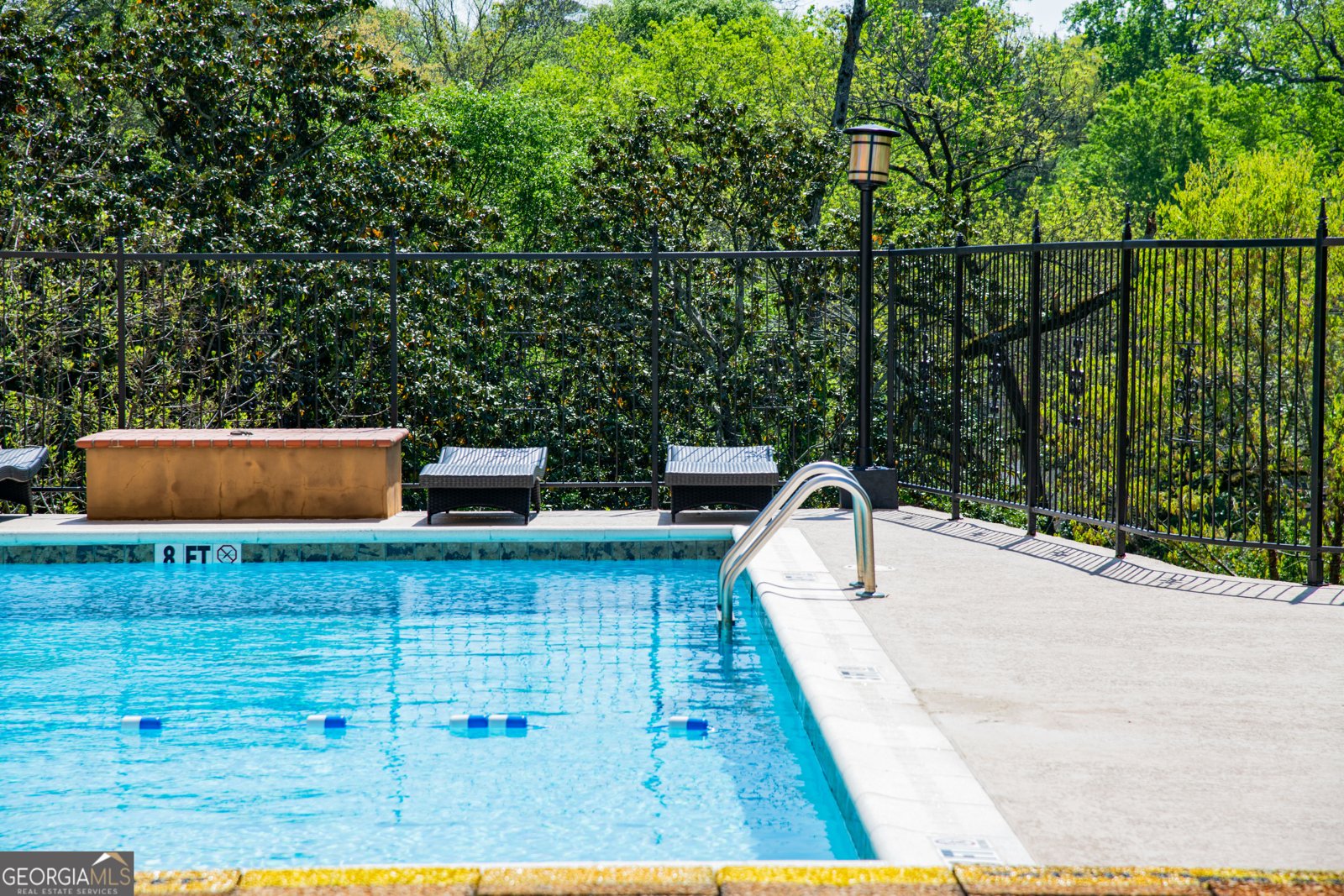 2285 Peachtree Road Atlanta - 23