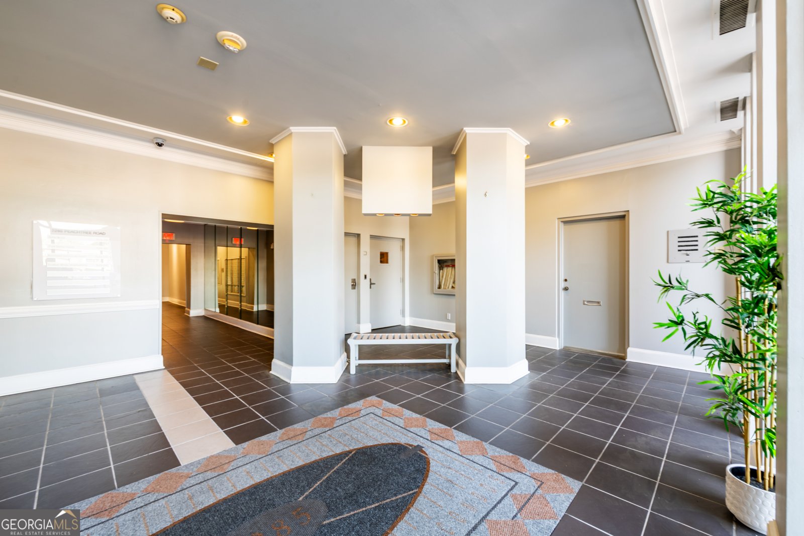 2285 Peachtree Road Atlanta - 4