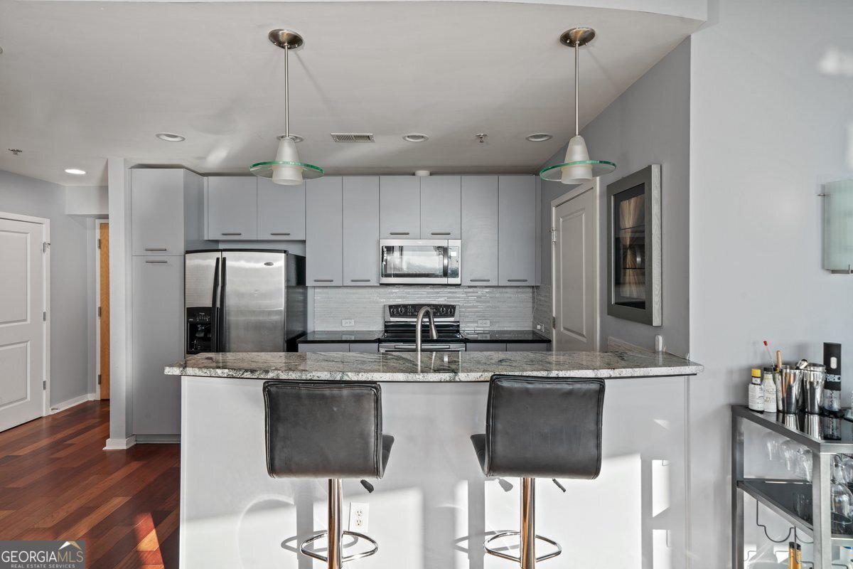 3324 Peachtree Road Atlanta - 12