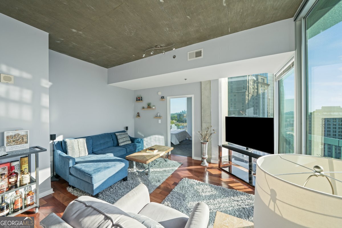 3324 Peachtree Road Atlanta - 2