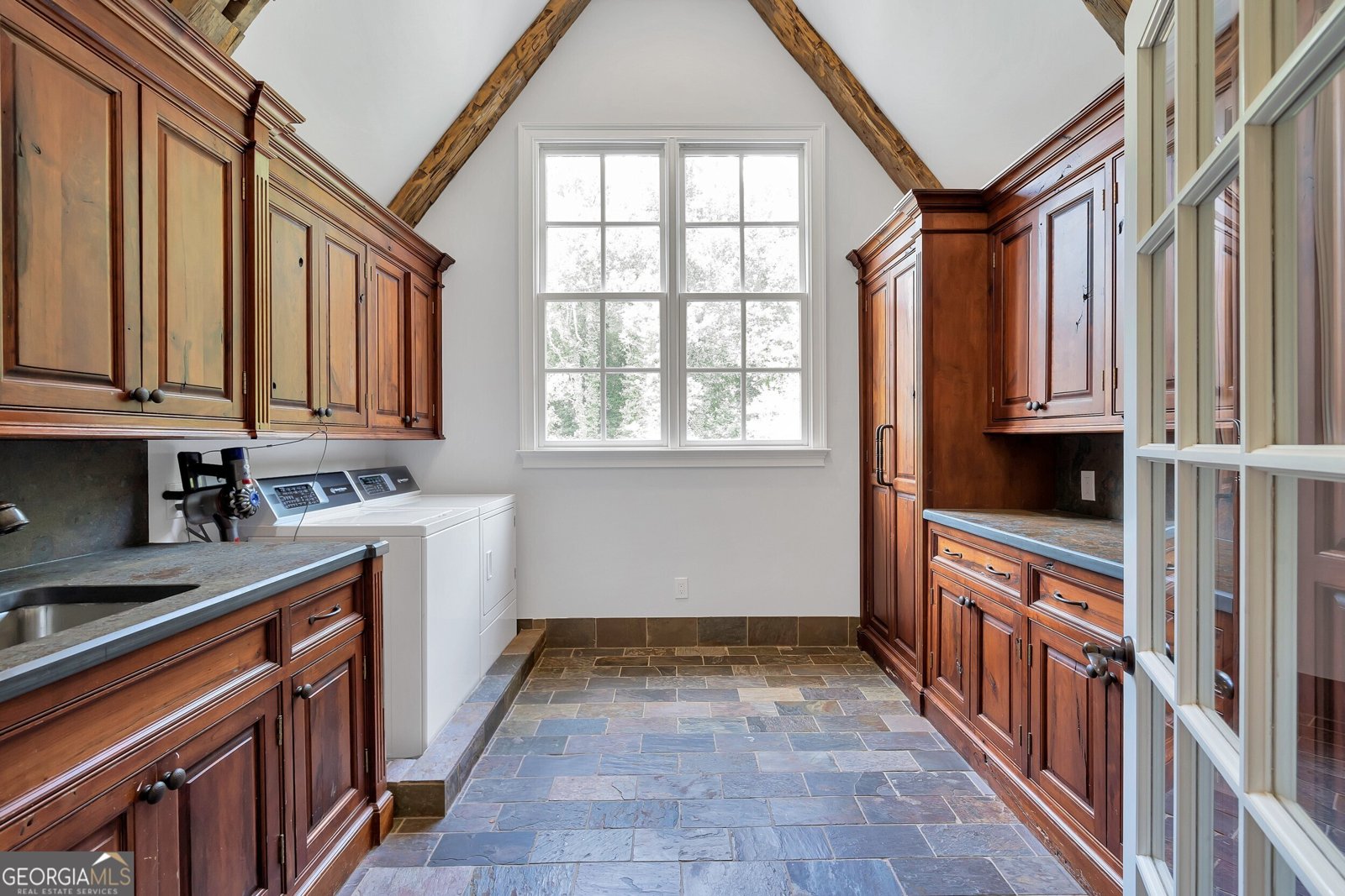 4131 Thunderbird Drive Marietta - 73