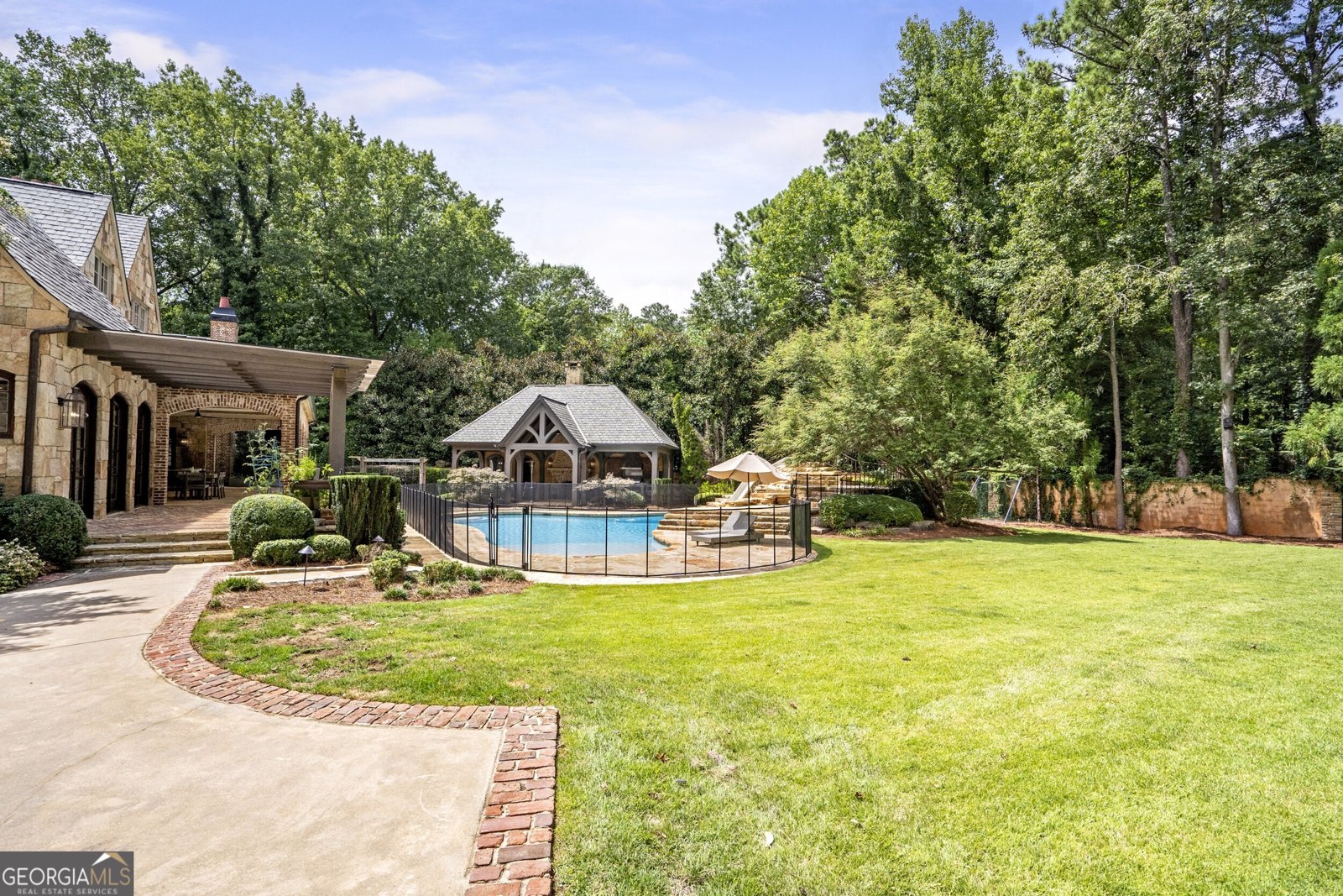 4131 Thunderbird Drive Marietta - 84