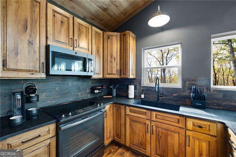 1250 Lost Forest Road Ellijay - 8