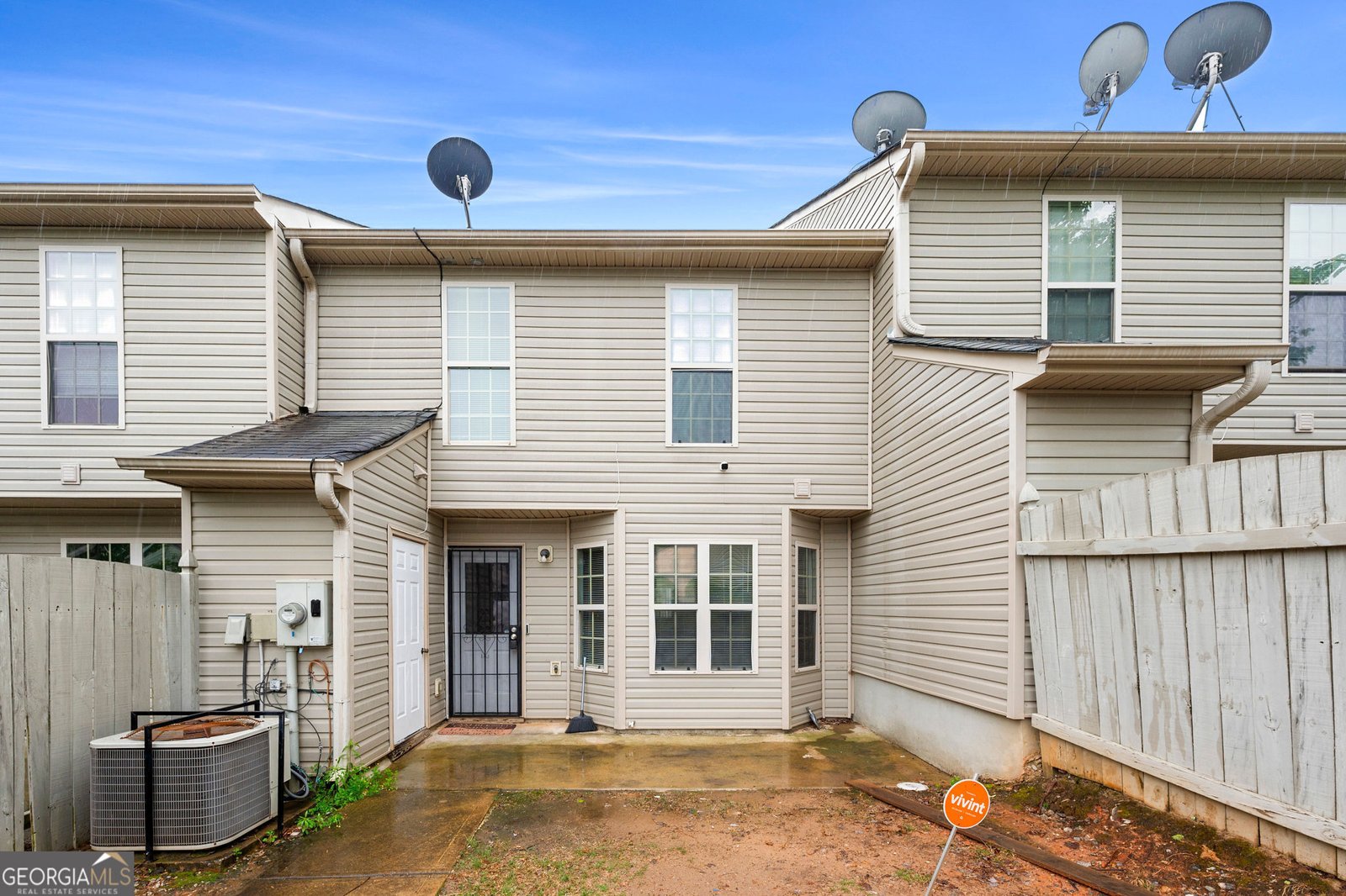 4413 Pinscher Street Union City - 19