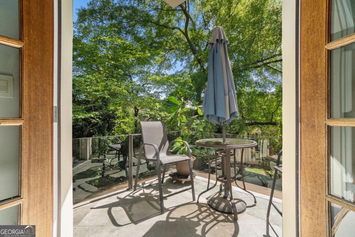 1634 Lenox Road Atlanta - 27