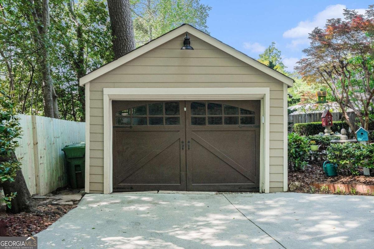 1634 Lenox Road Atlanta - 45