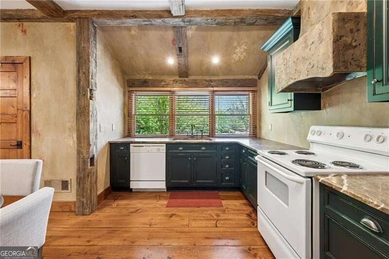 3550 Knight Road Marietta - 28