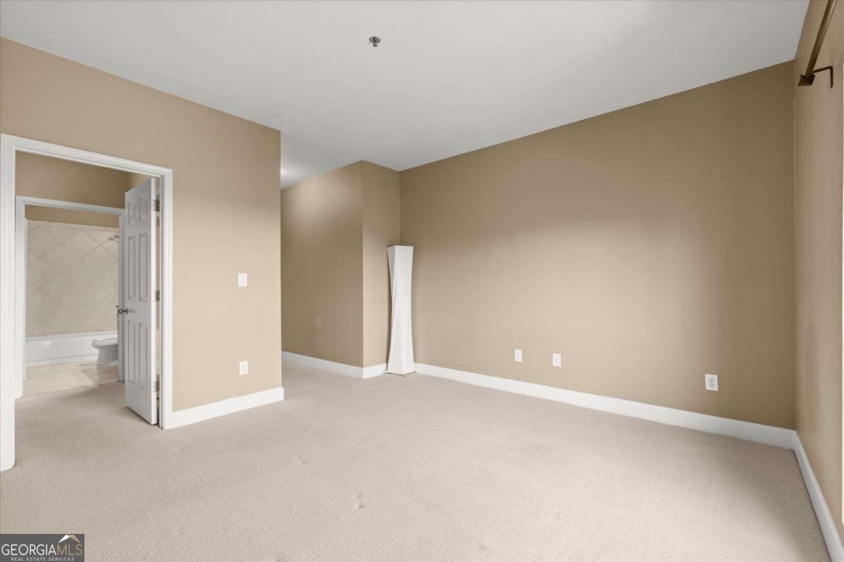 2865 Lenox Road Atlanta - 23