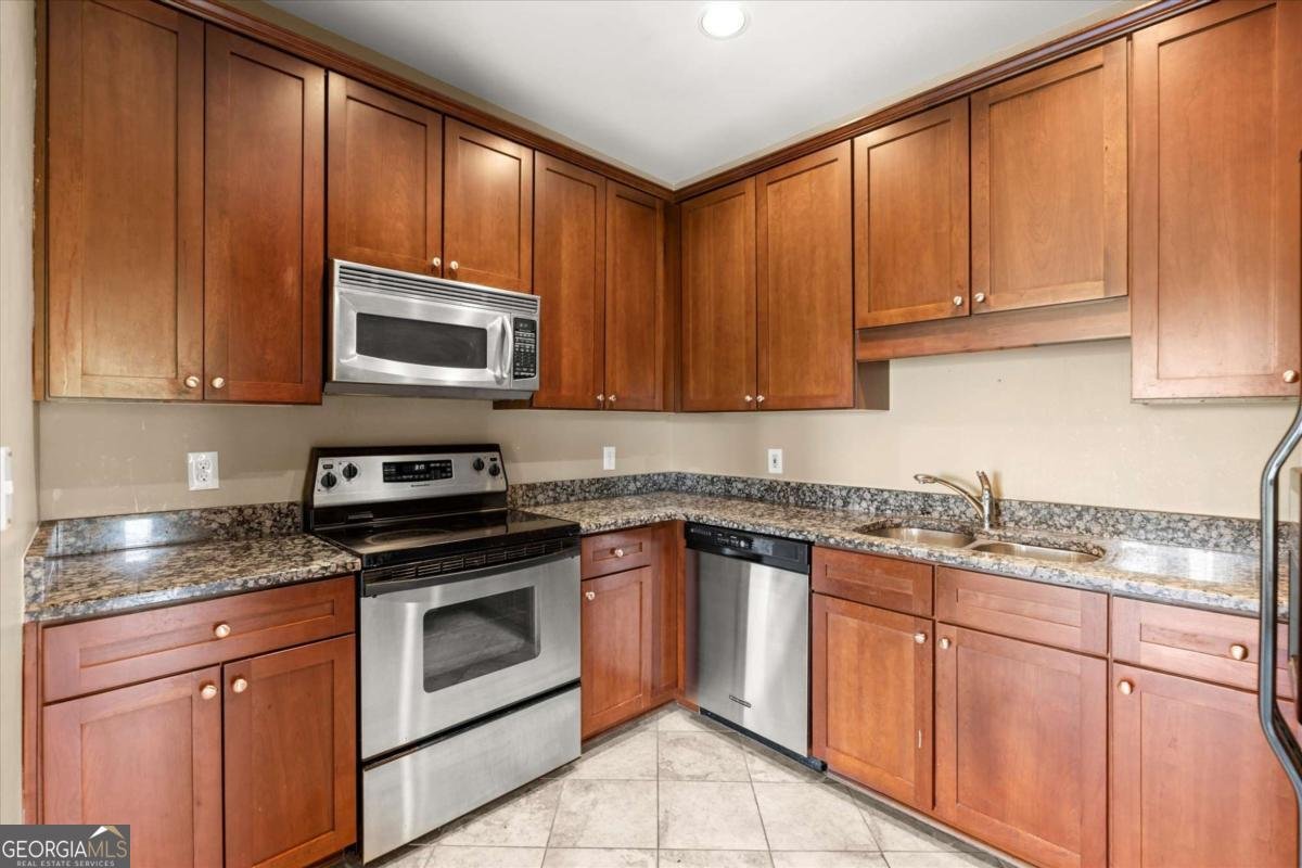 2865 Lenox Road Atlanta - 29