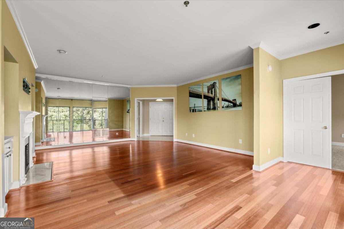 2865 Lenox Road Atlanta - 35