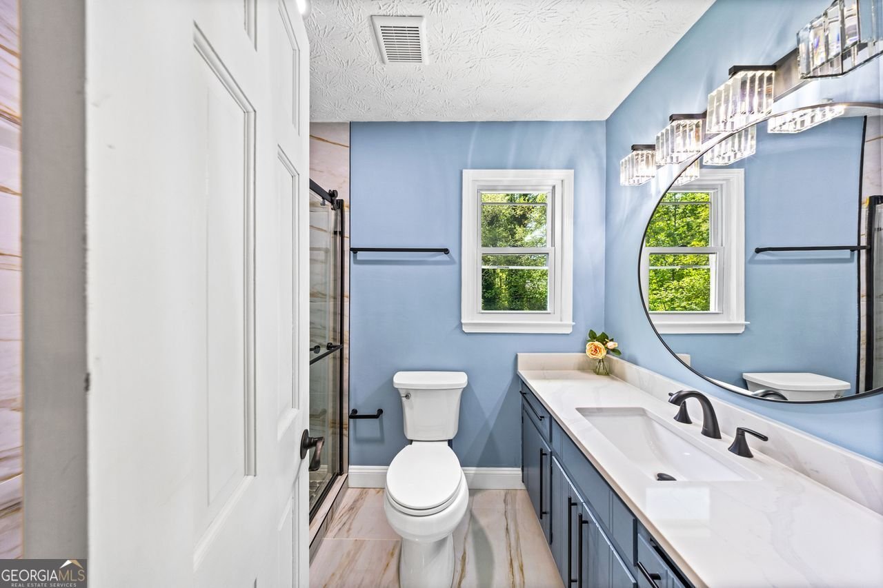 664 SOMERSET Drive Lawrenceville - 17