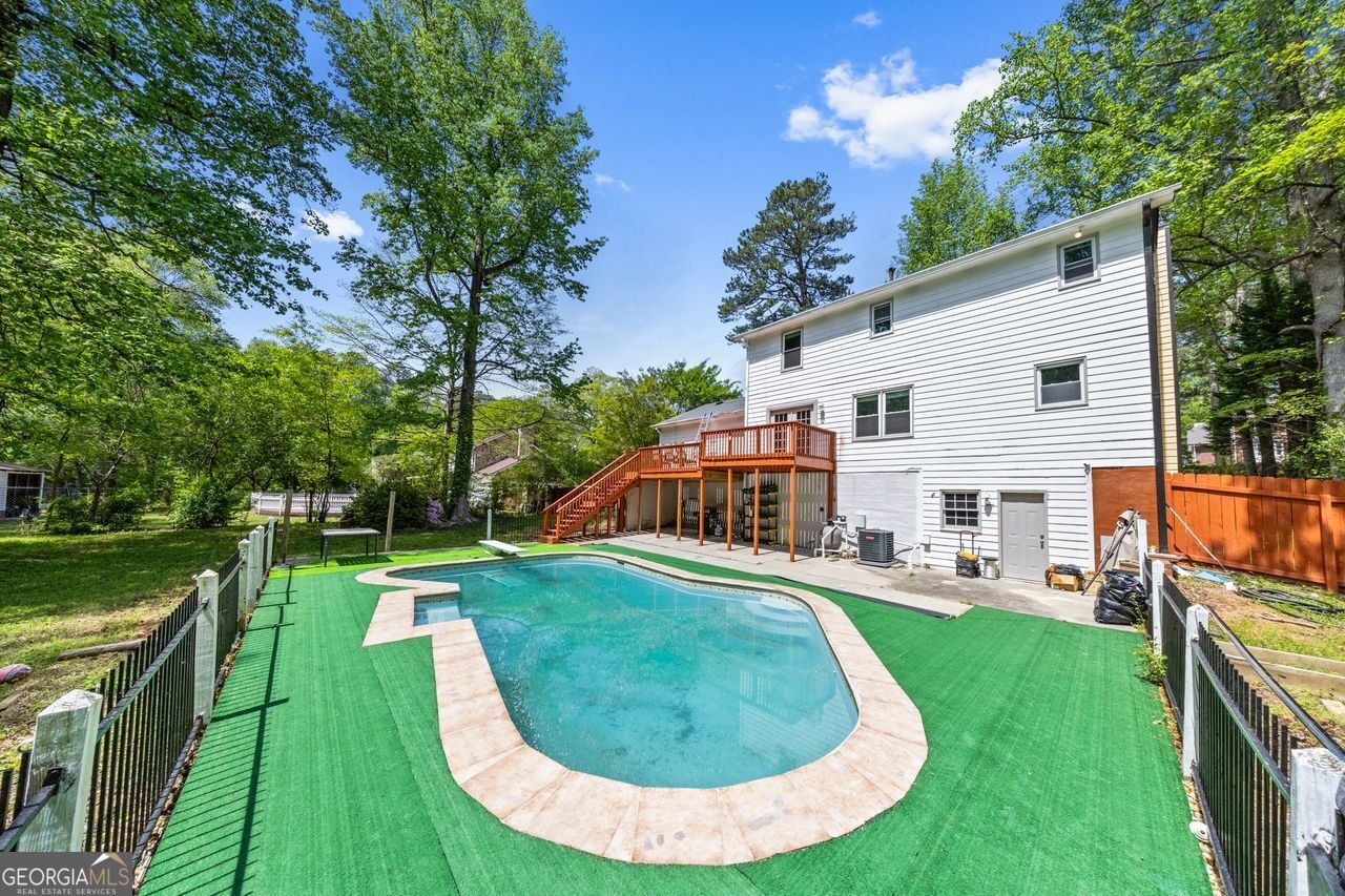 664 SOMERSET Drive Lawrenceville - 3