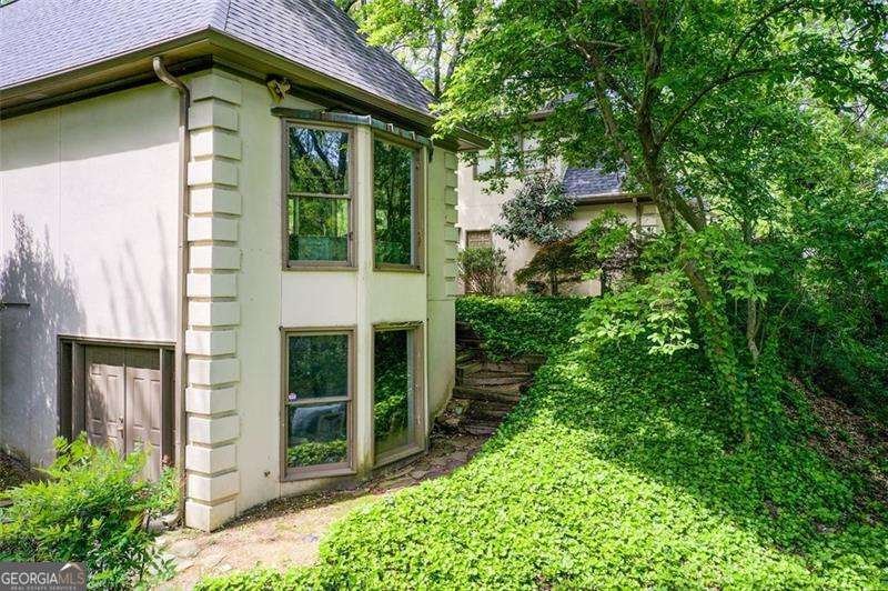 305 Heards Ferry Road Atlanta - 31