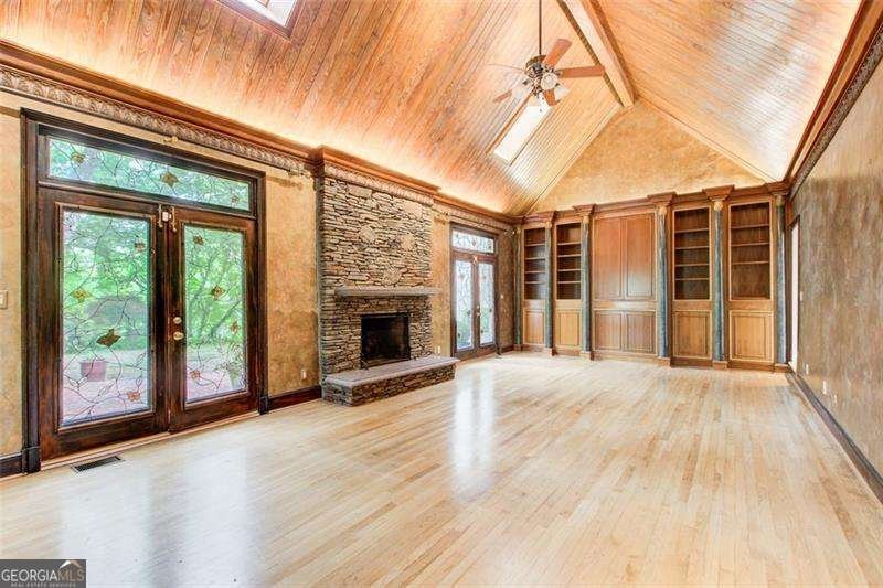 305 Heards Ferry Road Atlanta - 6