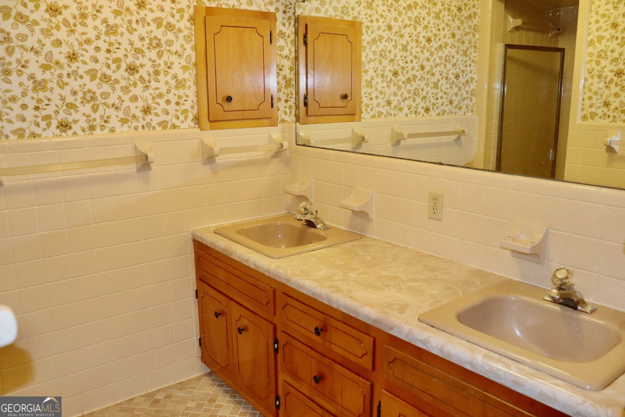 5864 Porterfield Circle Macon - 14