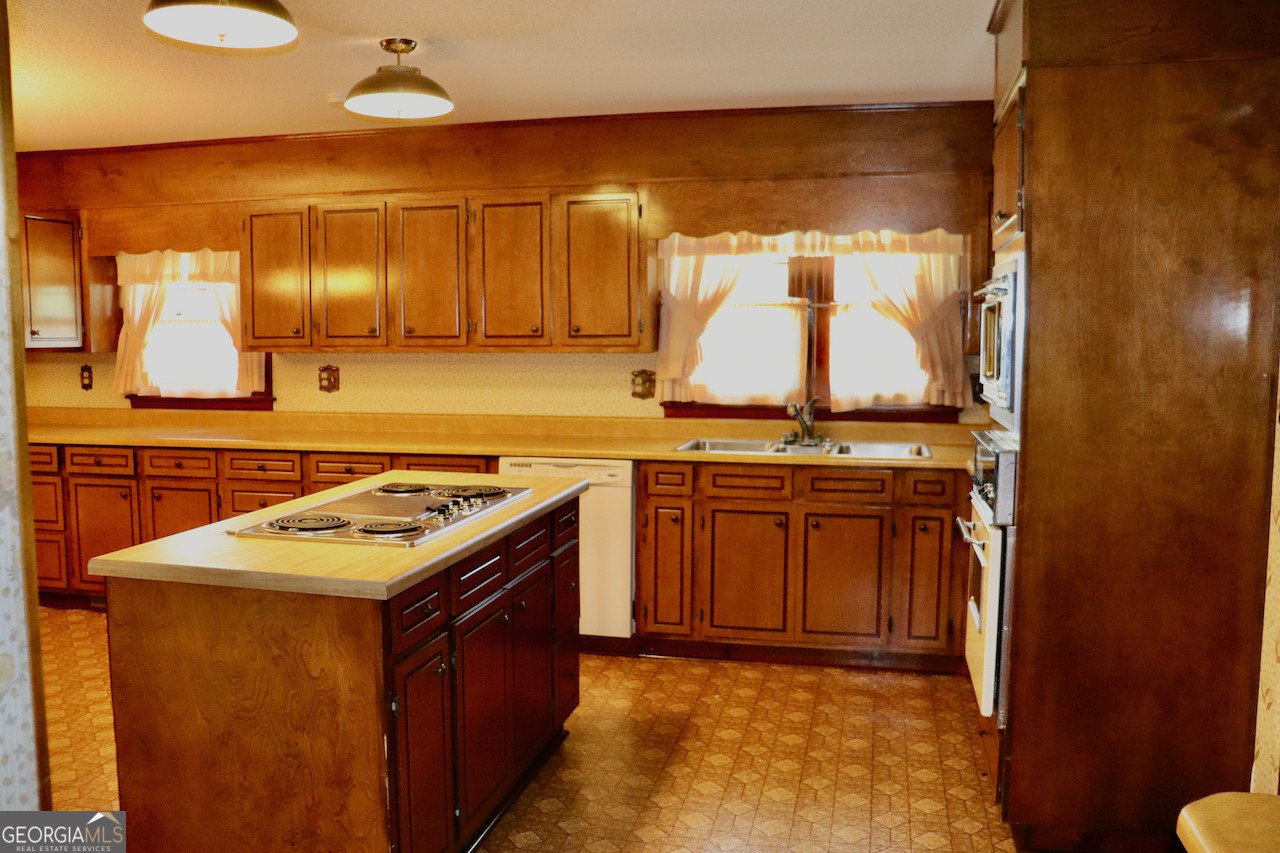 5864 Porterfield Circle Macon - 6