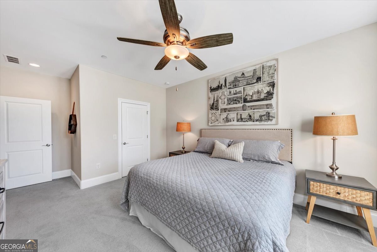 8217 Main Street Woodstock - 45