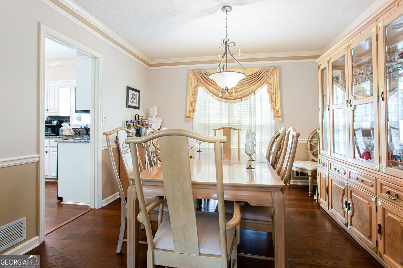3612 TREE VIEW Drive Snellville - 14