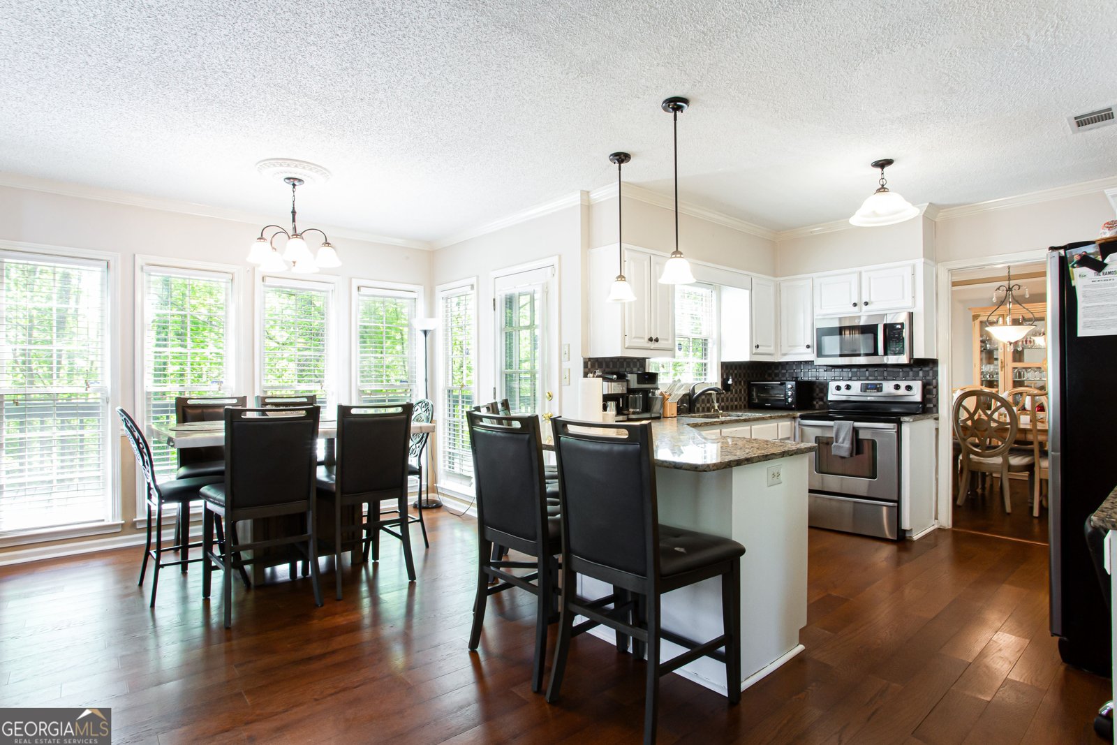 3612 TREE VIEW Drive Snellville - 19