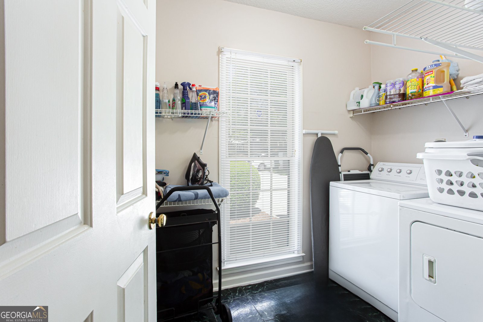 3612 TREE VIEW Drive Snellville - 25
