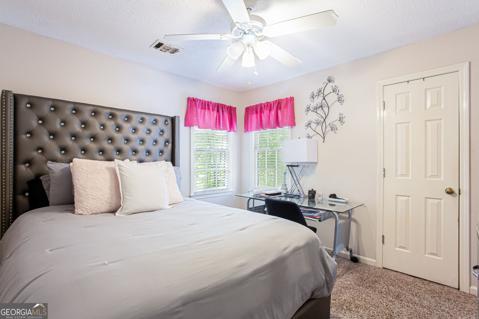 3612 TREE VIEW Drive Snellville - 34