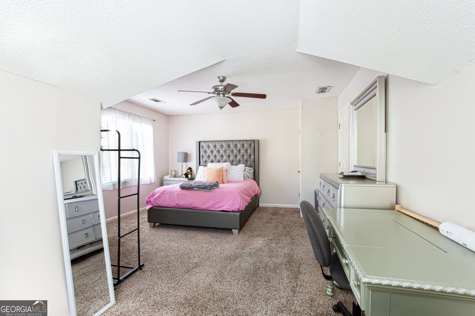 3612 TREE VIEW Drive Snellville - 35
