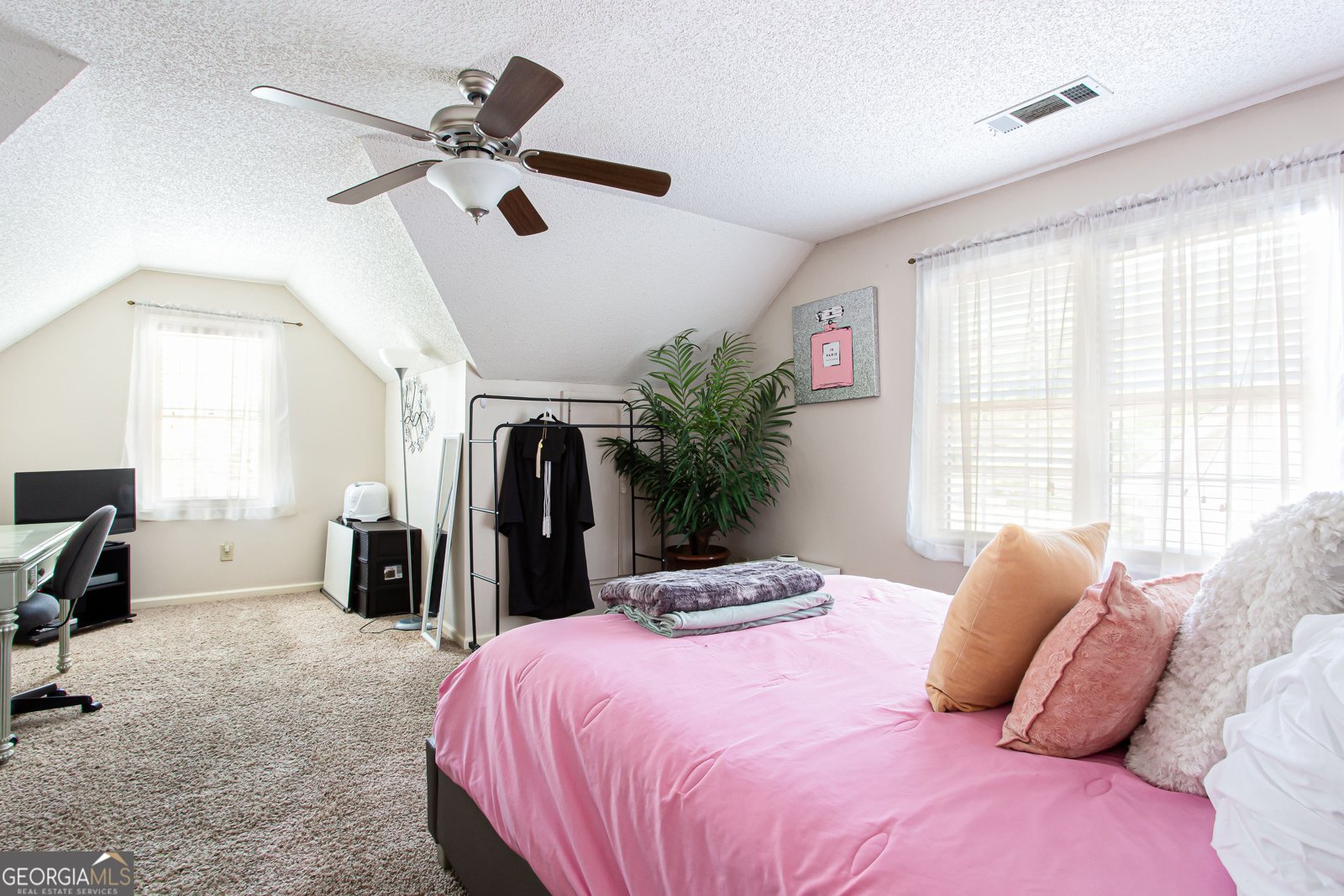3612 TREE VIEW Drive Snellville - 36