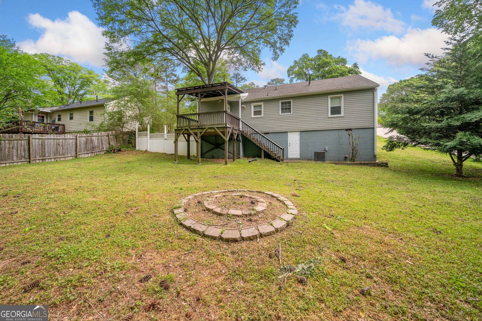 244 PAULADEAN Circle Marietta - 24