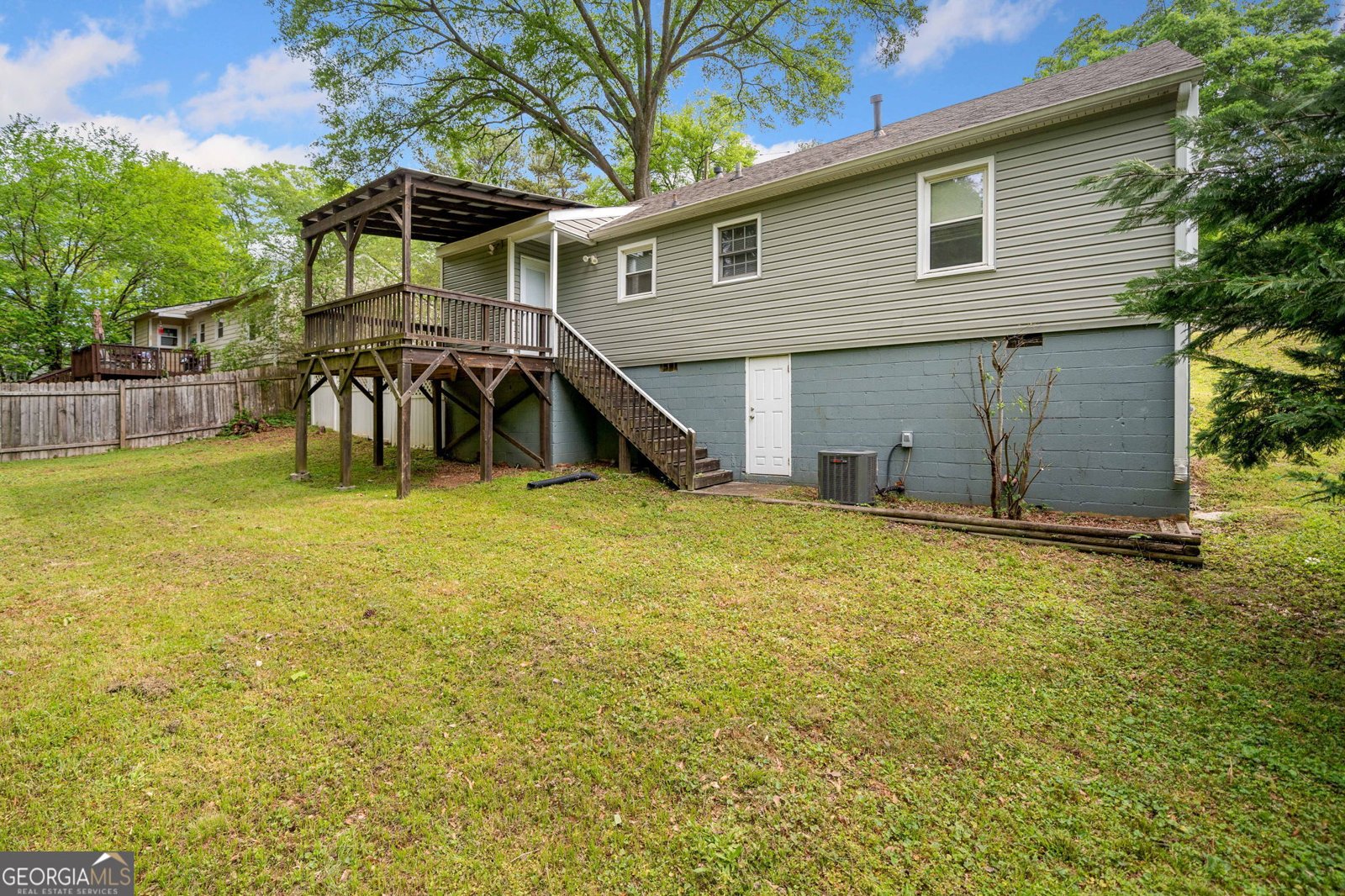 244 PAULADEAN Circle Marietta - 26