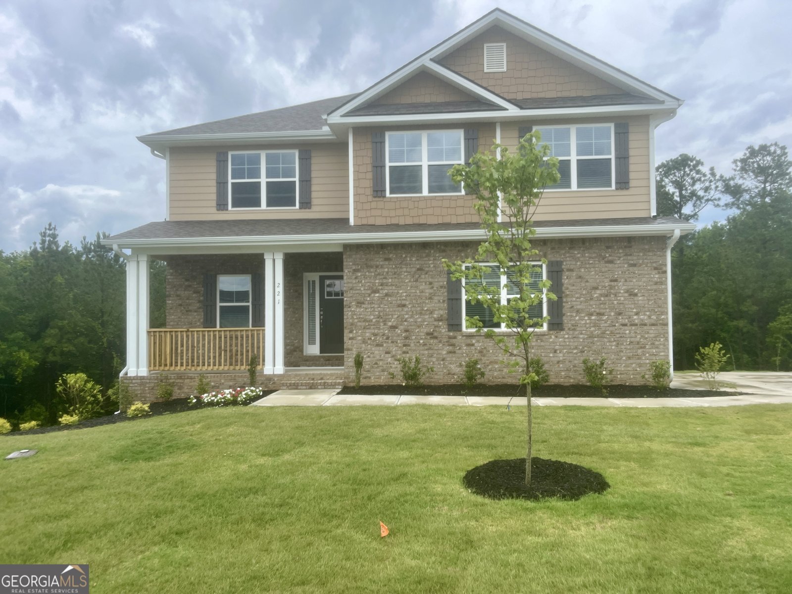 221 Shoreline Way Macon - 1
